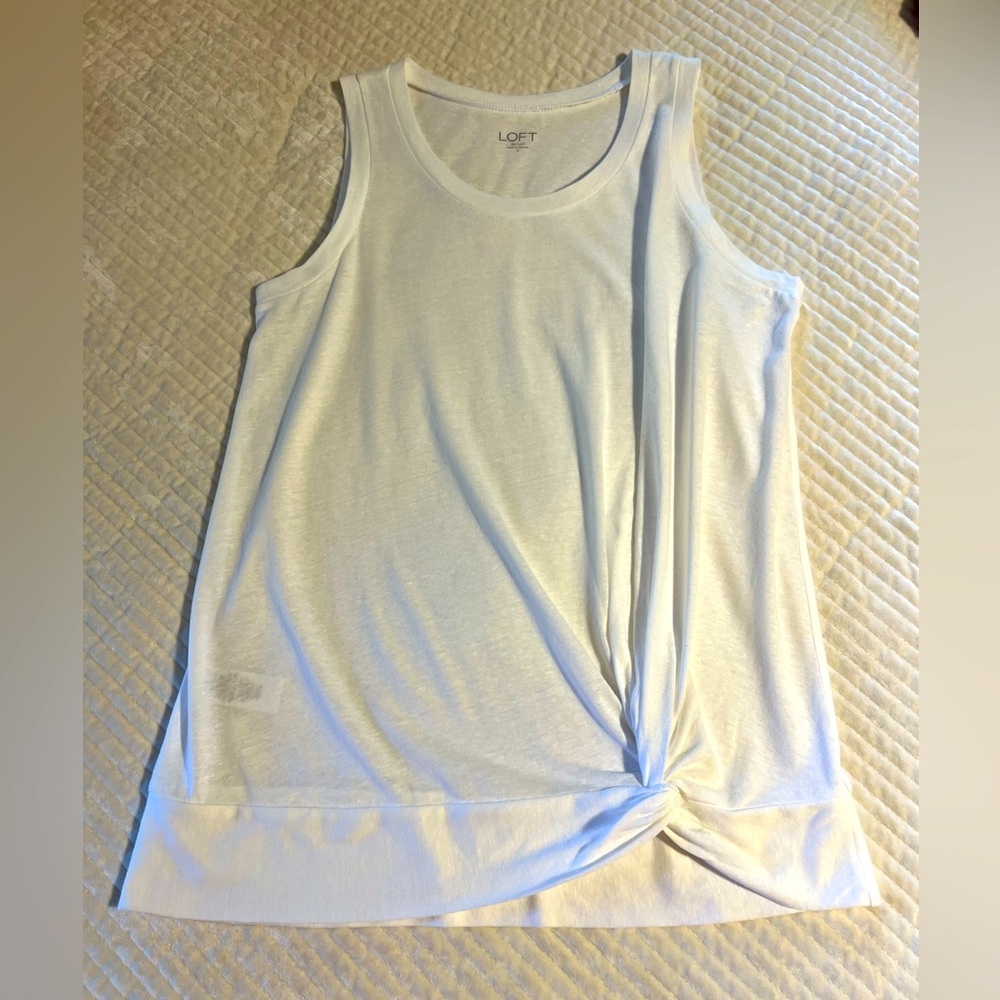 NWT Women’s Loft White Sleeveless Top Size Small